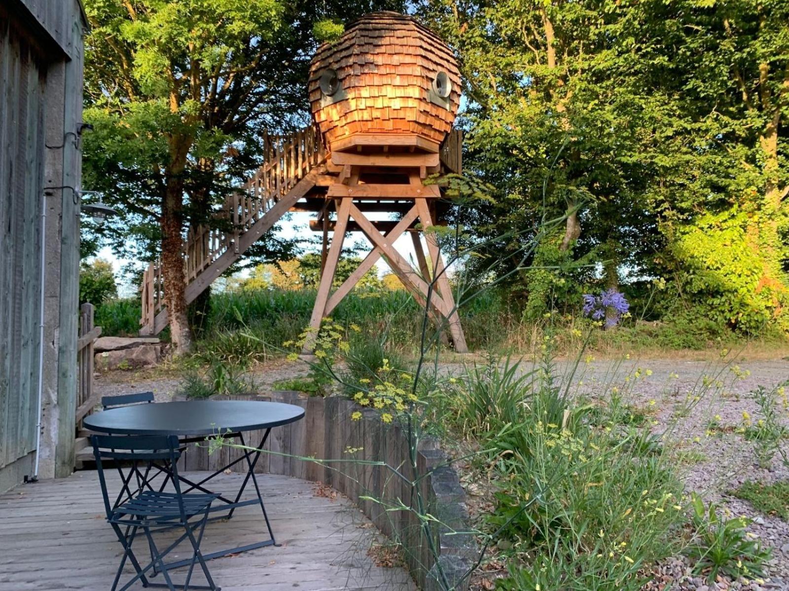 La Ville Es Renais - Ferme Et Maison D'Hotes Insolite Еркі Екстер'єр фото