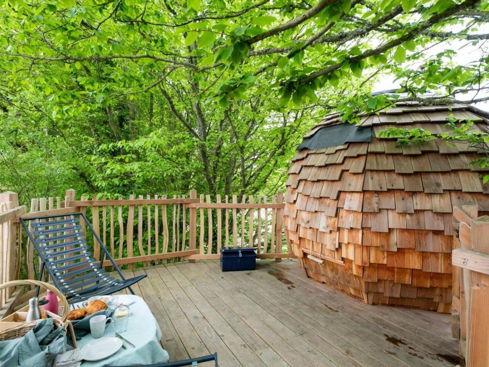 La Ville Es Renais - Ferme Et Maison D'Hotes Insolite Еркі Екстер'єр фото